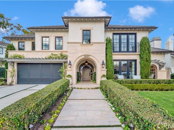 1807 Newport Hills Dr, Newport Beach CA 92660