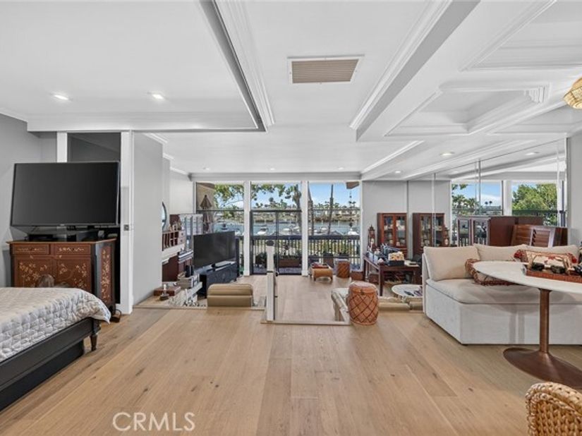 5201 S Marina Pacifica Drive, Long Beach CA 90803
