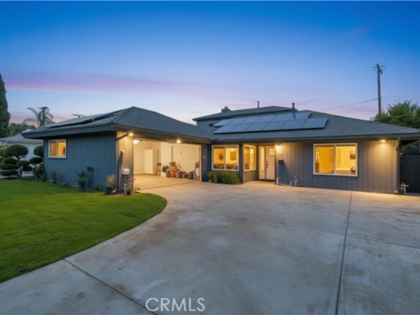 1068 Concord, Costa Mesa CA 92626