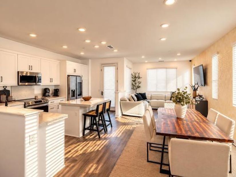 812 Makani St 2, Chula Vista CA 91911