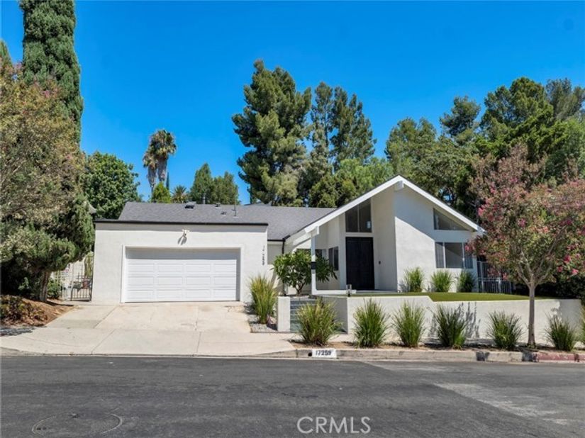 17259 Westbury Drive, Granada Hills (los Angeles) CA 91344