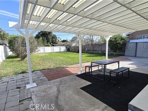 6704 Rhea Avenue, Reseda (los Angeles) CA 91335