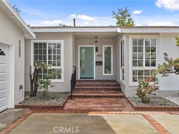 9233 Swinton Avenue, North Hills (los Angeles) CA 91343