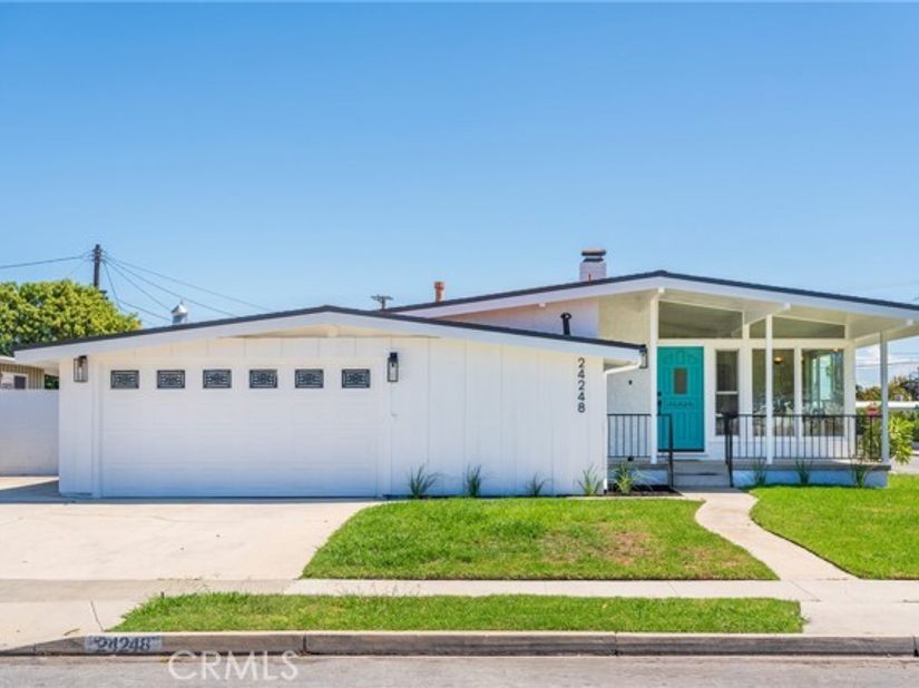 24248 Falena, Torrance CA 90501