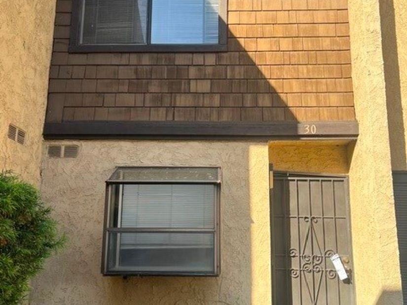 12750 Centralia 30, Lakewood CA 90715