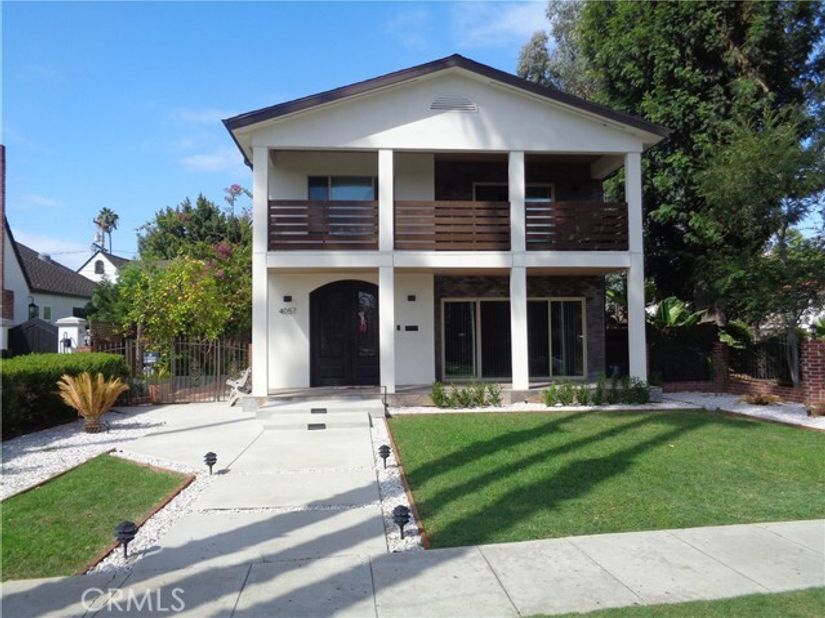 4057 Pine, Long Beach CA 90807