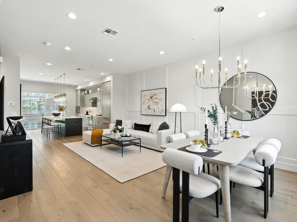 1670 Larkspur Street, Alameda CA 94501