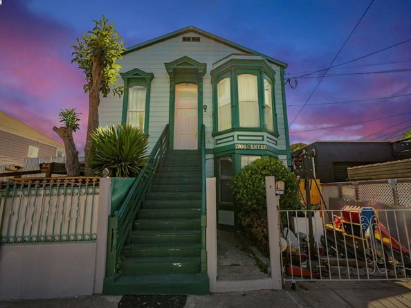 1706-1704 Center St, Oakland CA 94607
