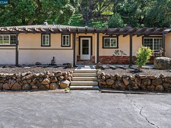 1451 Franklin Canyon Rd