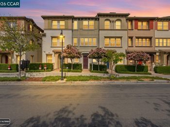252 Sullivan Way