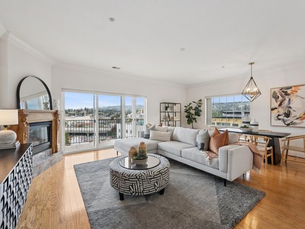 567 Merritt Ave, Oakland CA 94610