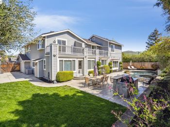 367 Mt Washington Way