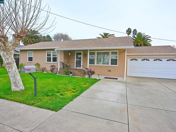 1013 Pleasant Valley Dr, Pleasant Hill CA 94523