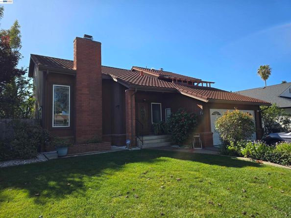 161 Hackamore Ln, Fremont CA 94539