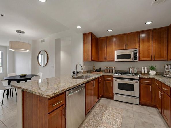423 7Th St 220, Oakland CA 94607