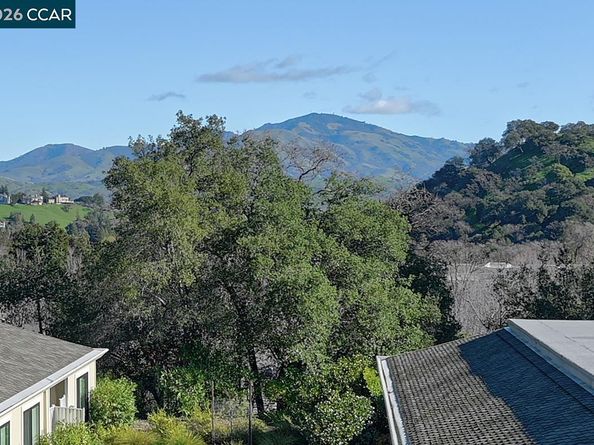 1548 Golden Rain Rd 9, Walnut Creek CA 94595