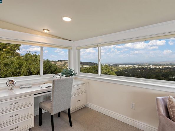 2232 Golden Rain Rd 1, Walnut Creek CA 94595