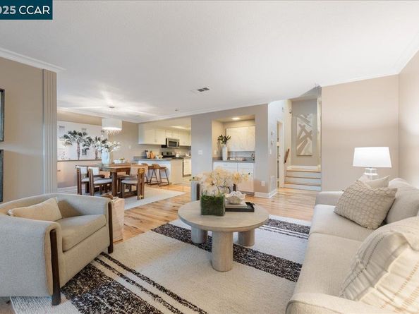 206 Buena Vida Ct, Martinez CA 94553