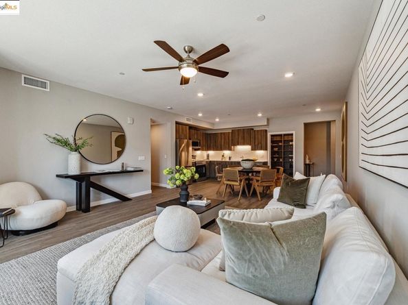 2400 Adeline ST 304, Oakland CA 94607