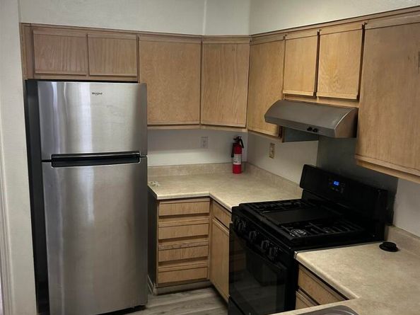 1830 Vicksburg Ave, Oakland CA 94601