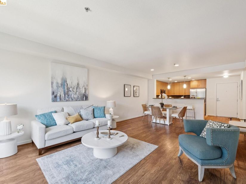 1511 Jefferson ST PH 12, Oakland CA 94612