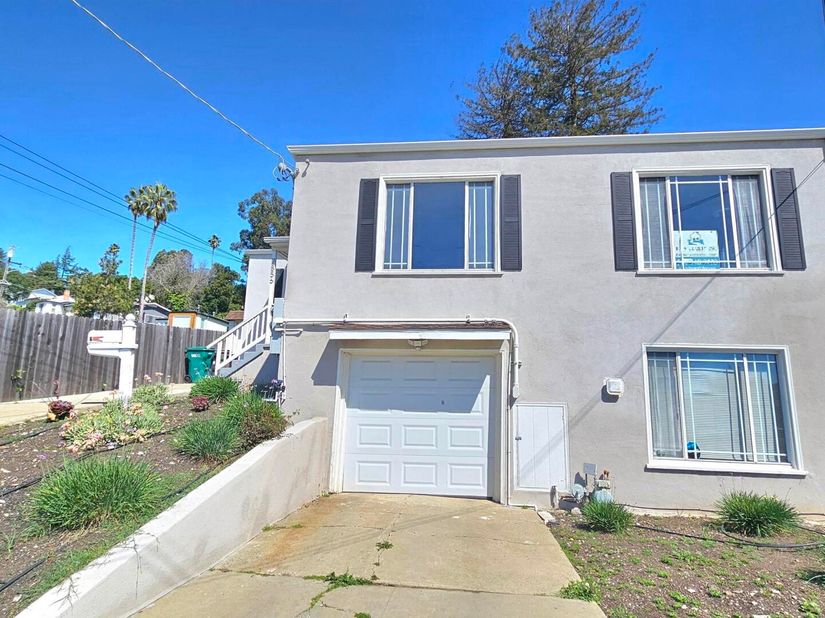 7856 Ney Ave, Oakland CA 94605