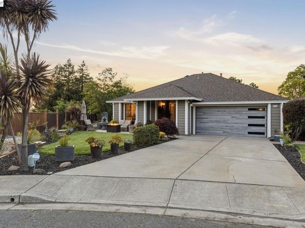 24439 Gina Ct, Hayward CA 94541