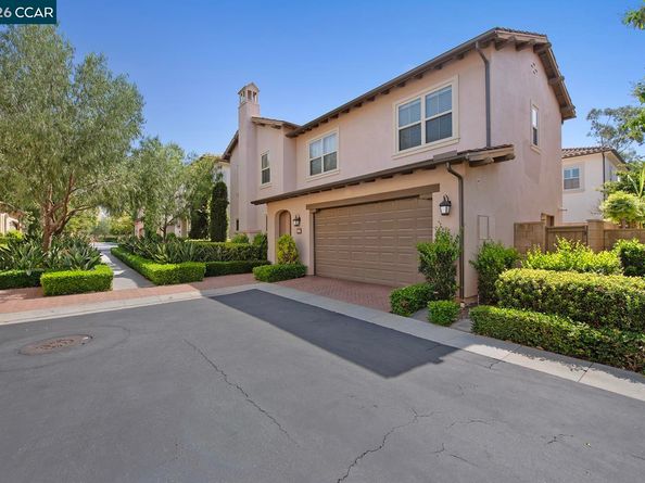 217 Mantle, Irvine CA 92618