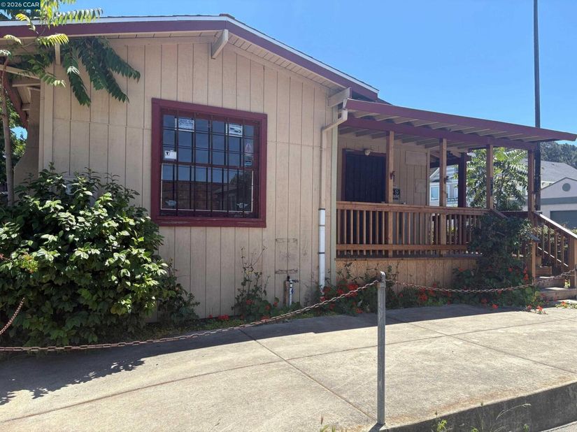 516 Ward St, Martinez CA 94553