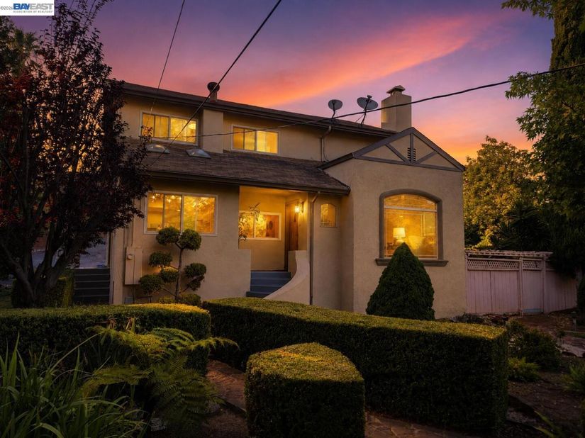 3354 D St, Hayward CA 94541