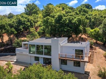 16 Sunnyside Ct