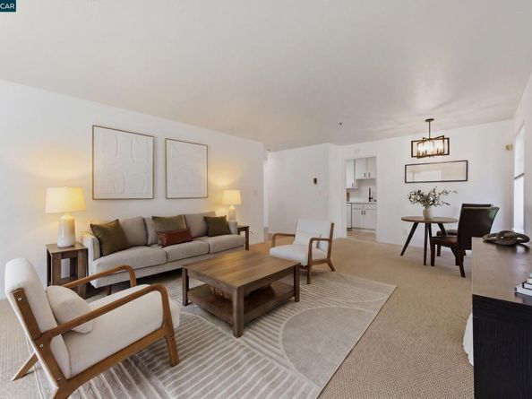 389 Belmont Street 103, Oakland CA 94610