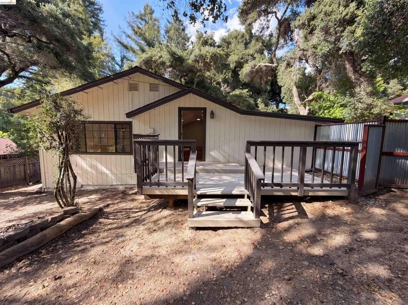 155 Estates Dr, Ben Lomond CA 95005