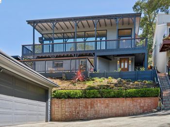 7 Knickerbocker Lane