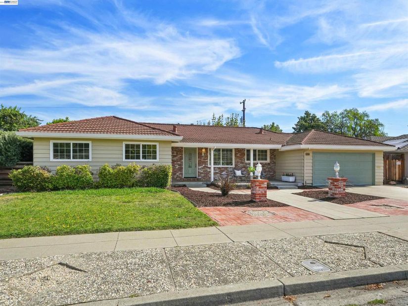 38660 Kimbro St, Fremont CA 94536