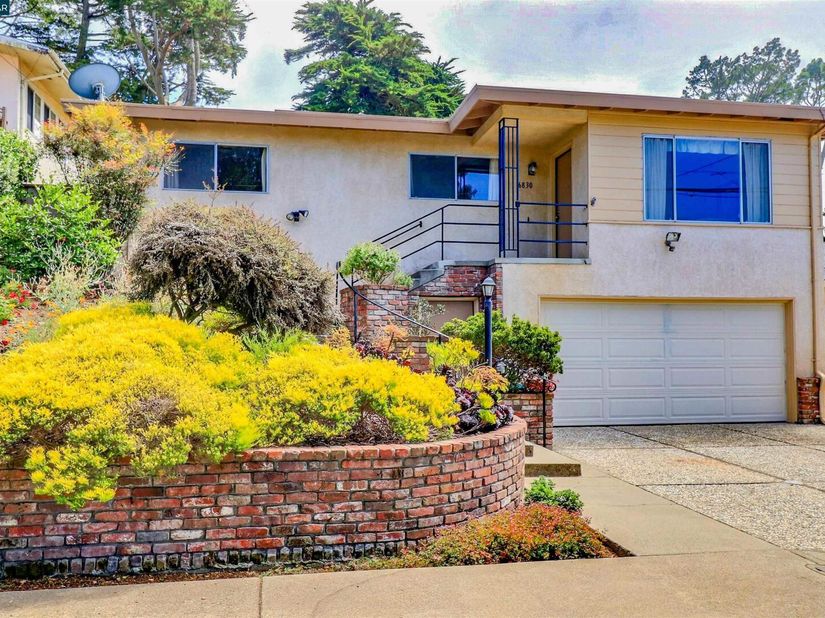 6830 Del Monte Ave, Richmond CA 94805