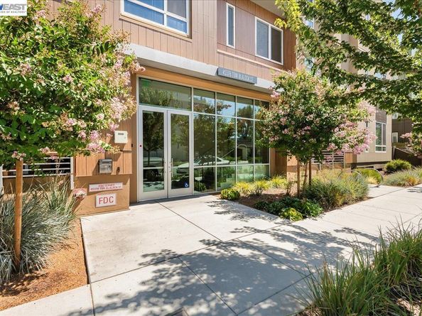 45378 Tom Blalock St 202, Fremont CA 94539
