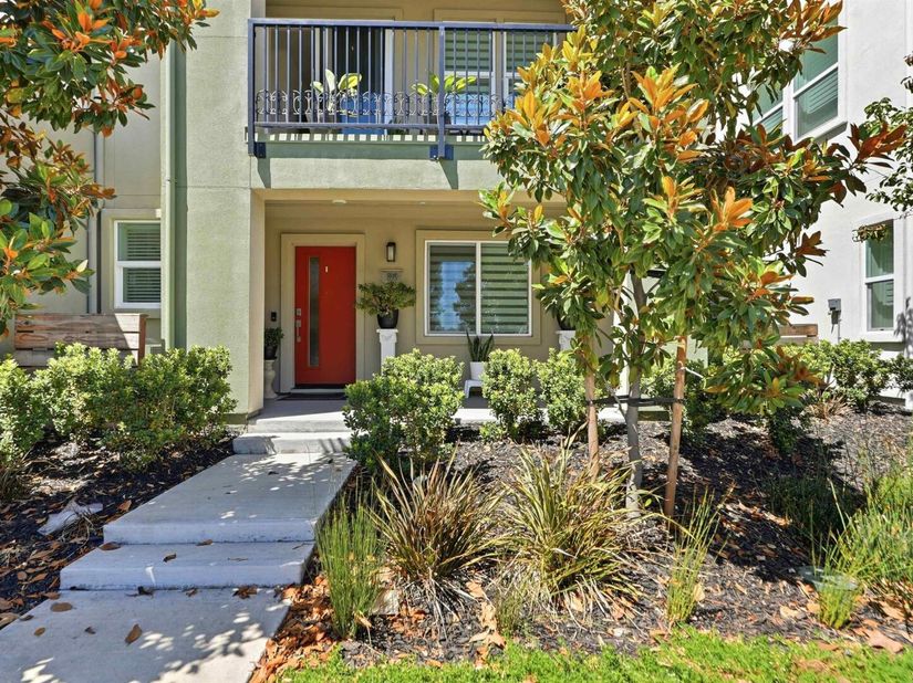895 Manor Blvd, San Leandro CA 94579