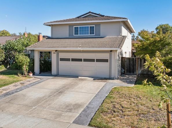 3560 Kirkcaldy St, Pleasanton CA 94588