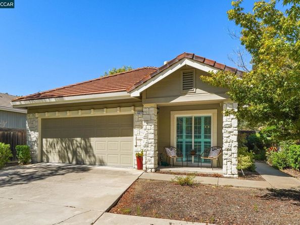 5027 Keller Ridge Dr, Clayton CA 94517