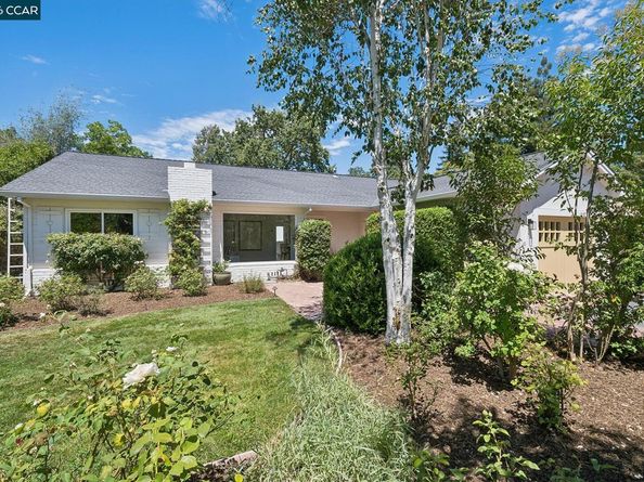 40 Meek Pl, Lafayette CA 94549