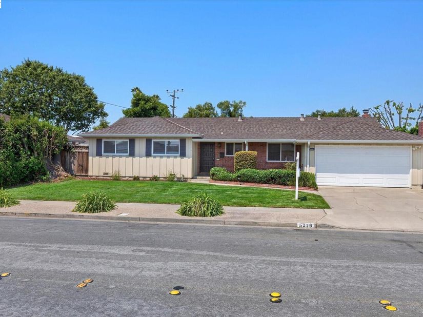 5279 Eggers Dr, Fremont CA 94536