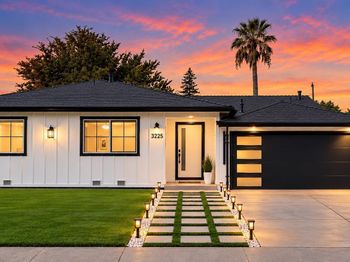 3225 Ida Dr