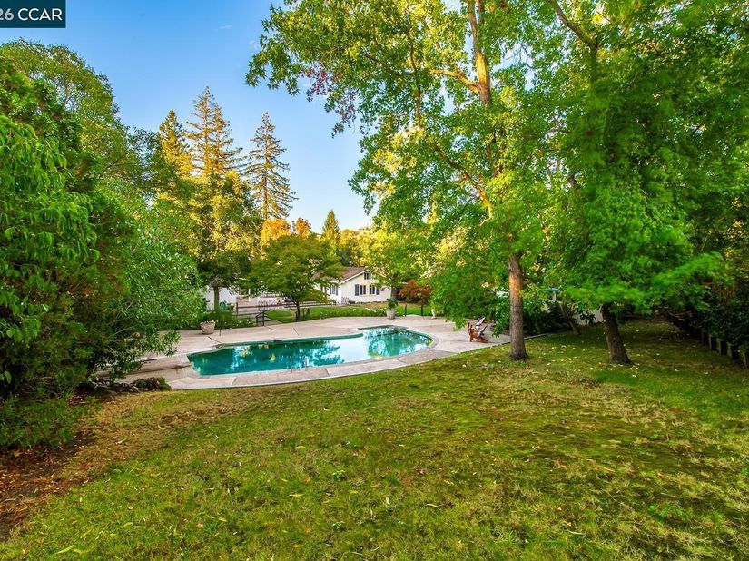 1035 Upper Happy Valley Rd, Lafayette CA 94549