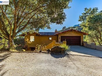 1302 Westview Dr