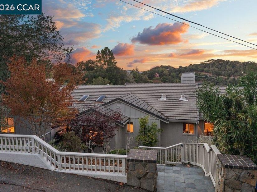 72 Tappan Ln, Orinda CA 94563