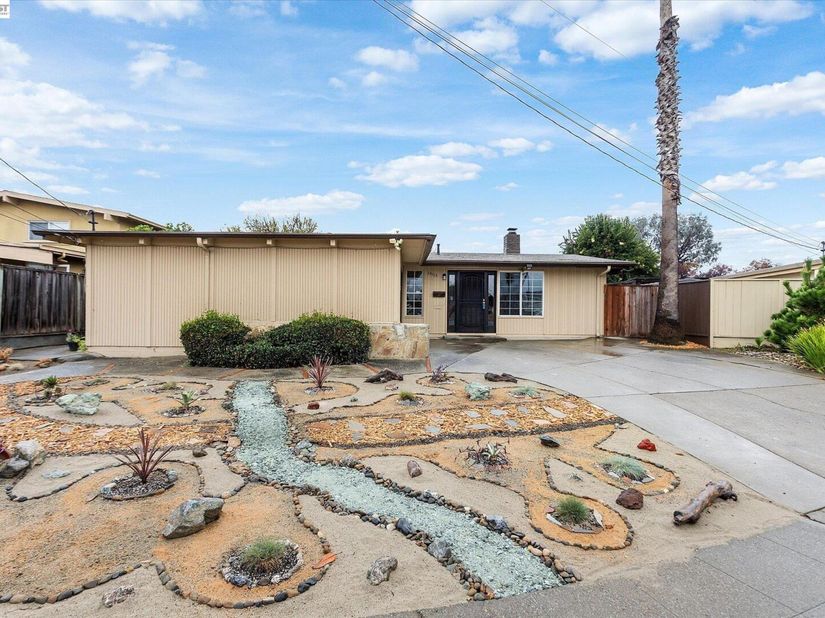 24765 Pear, Hayward CA 94545