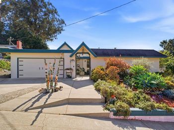 3421 Hackamore Dr
