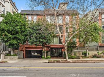 532 N Rossmore Avenue