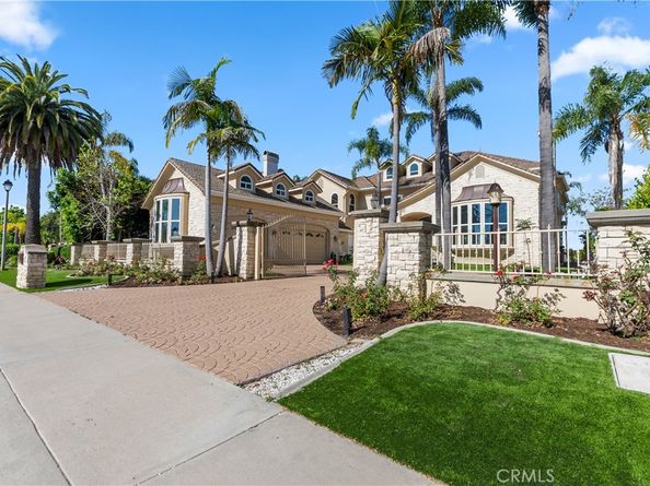 27495 Hidden Trail Road, Laguna Hills CA 92653